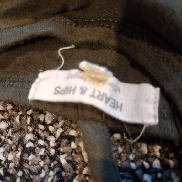 Green Cross-Back Tunic - Picture 3 of 4